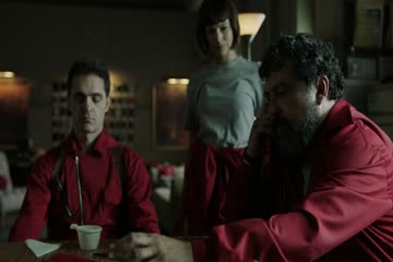 Money Heist 2017 S02 Se acabaron las máscaras Episode 1 in Hindi Movie